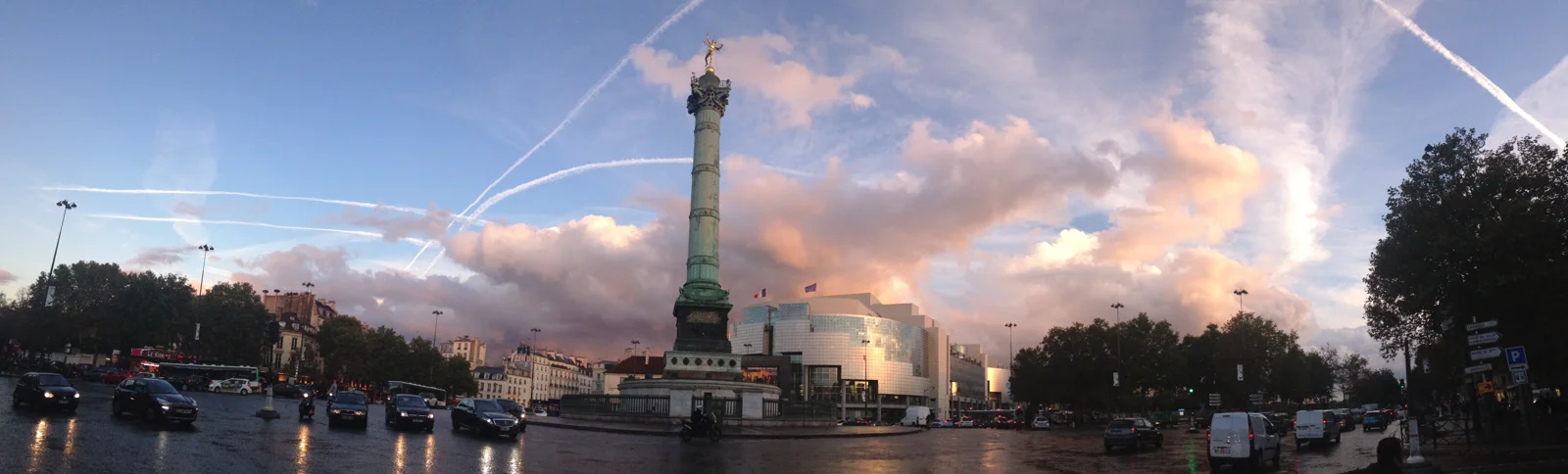 Colonne de Juillet et place de la Bastille à Paris